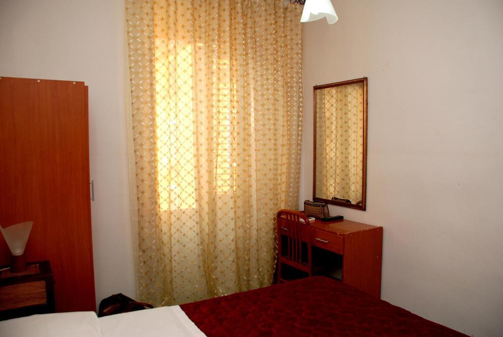Casa de hóspedes Domus *